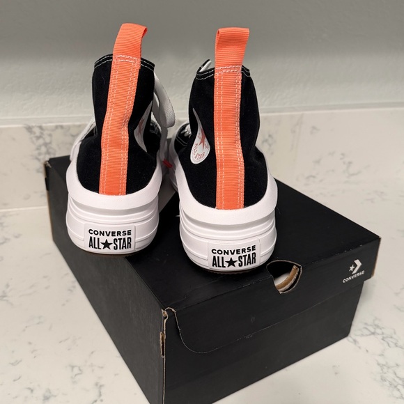 NWT Converse Black Platform High-Tops, Chuck Taylor, Size 5 Big Kid - Picture 5 of 7